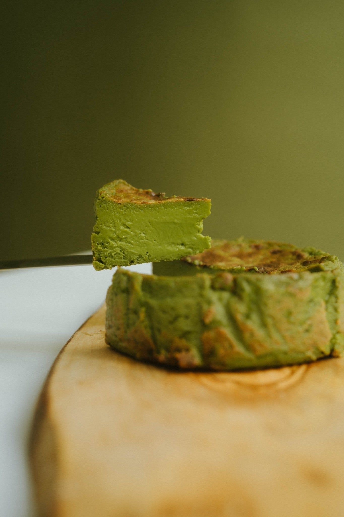 Matcha-Basque Cheesecake Whole